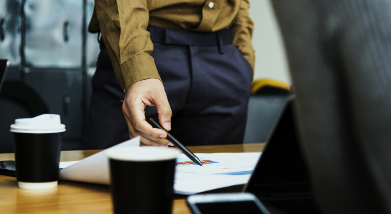 empresa, tomada de decisão, sucesso financeiro